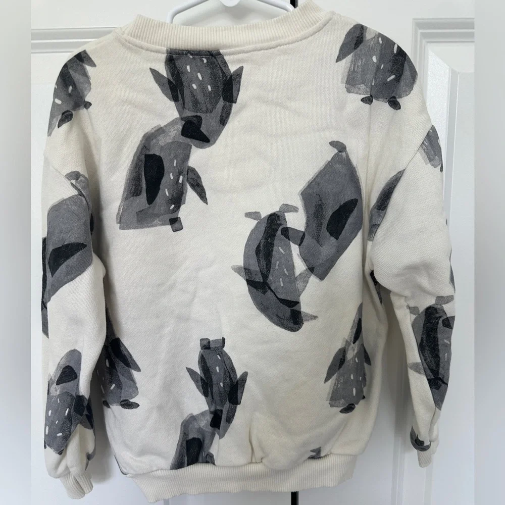 Zara Kids penguin sweatshirt in size 4-5 Y - Picture 2 of 3